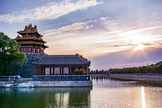 属羊的不能和什么属相，属羊的不能和什么属相合作？